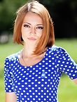 Photo of beautiful  woman Yana with brown hair and brown eyes - 17969